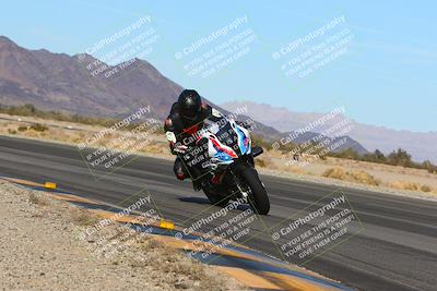 media/Jan-13-2024-SoCal Trackdays (Sat) [[9c032fe5aa]]/Turn 14 Inside (150pm)/